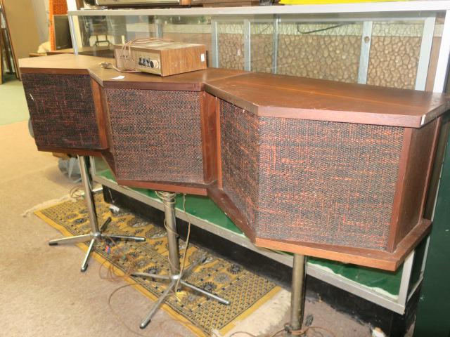 Four BOSE 901 Speakers with BOSE Equalizer: (1 of 2)