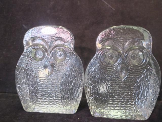 Pair of BLENKO Owl Bookends with Sticker: (1 of 4)