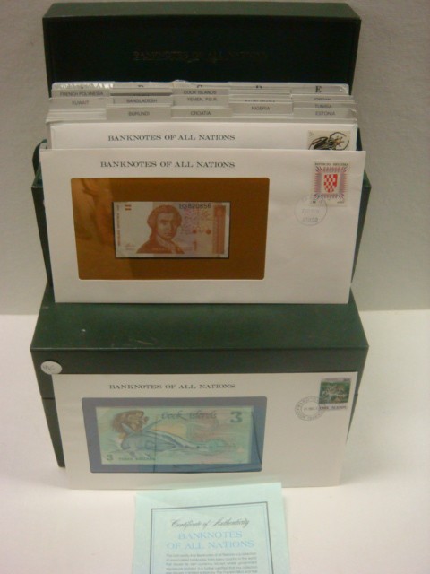 BANKNOTES OF ALL NATIONS, 120+ Editions:: BANKNOTES OF ALL NATIONS, 120+ Editions: Collection of Uncirculated Banknotes from every Country in the World that issues it's Own Currency. Issued in Limited Edition By Franklin Mint and Sealed in ow