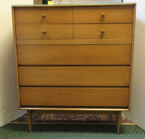 Light Walnut Mid-Century Modern 5 Drawer Chest:: Light Walnut Mid-Century Modern 5 Drawer Chest: Double Lock to Top 2 Drawers with Brass Diamond Shape Pulls. 3 Lower Stacked Drawers, Set on Tapered Round Legs. Clean Straight Lines. Minor Scuffing on