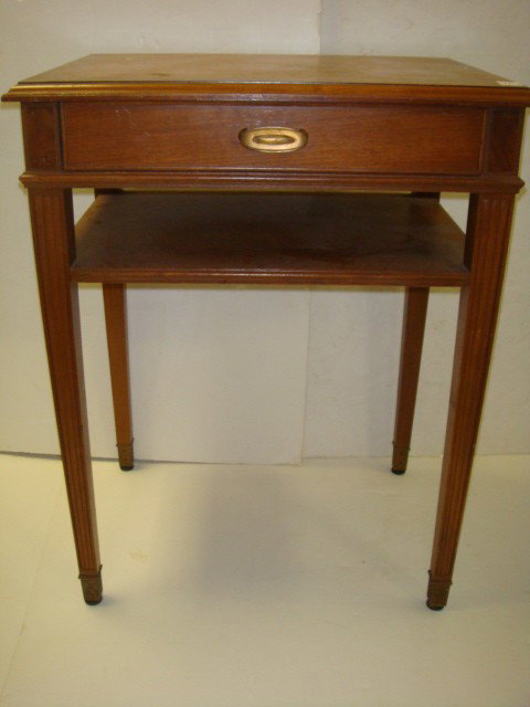 Drexel 1962 Mahogany Single Drawer Table with Till: Drexel 1962 Mahogany Single Drawer Table with Till: Quality Made Light Mahogany with Square Tapered Legs and Brass Capped Feet. Drawer Has Divider and Fitted Till. (40-60)
