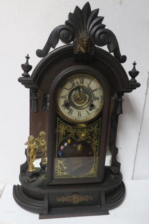 NEW HAVEN Mirror Side Walnut Occidental Shelf Clock: (1 of 4)