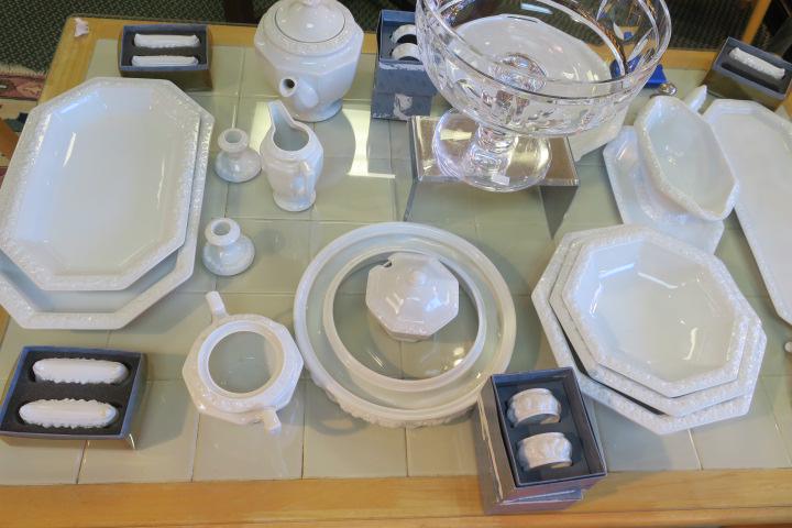 ROSENTHAL "Maria" White Classic Rose Serving Pieces: (1 of 4)