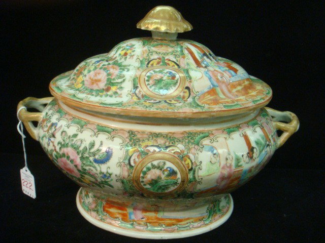 Antique Chinese Export Rose Medallion Tureen