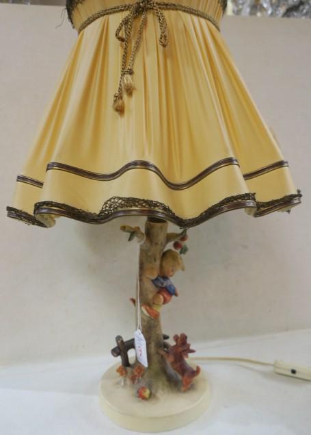 HUMMEL "Culprits" Lamp with Original Shade: (1 of 4)