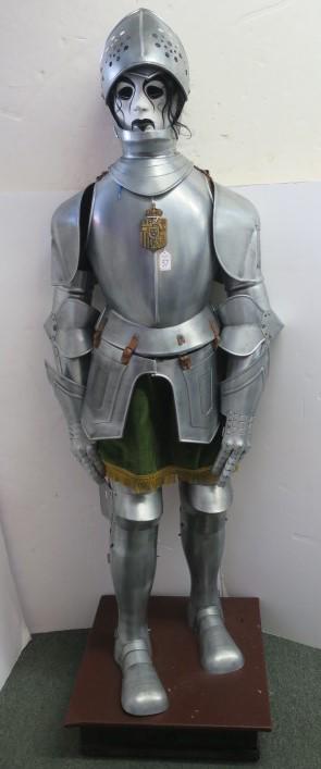 14th Century Spanish Style Full Suit of Armor:: 14th Century Spanish Style Full Suit of Armor: Perfect For Jousting. From Closed Helm Helmet with Panache Mount, to Breast Plate with Spanish Crest. Besaques Couter and Gauntlets, Cuisse, Poleyms and