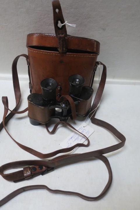 US Army WWII Bausch & Lomb Signal Binoculars:: US Army WWII Bausch & Lomb Signal Binoculars: Made In Rochester, NY.USA Is Imprinted On Top Of Original Leather Case. Compass Is Attached On The Outside of That Still Give Directions. 4 1/2"L X 5 3/4"
