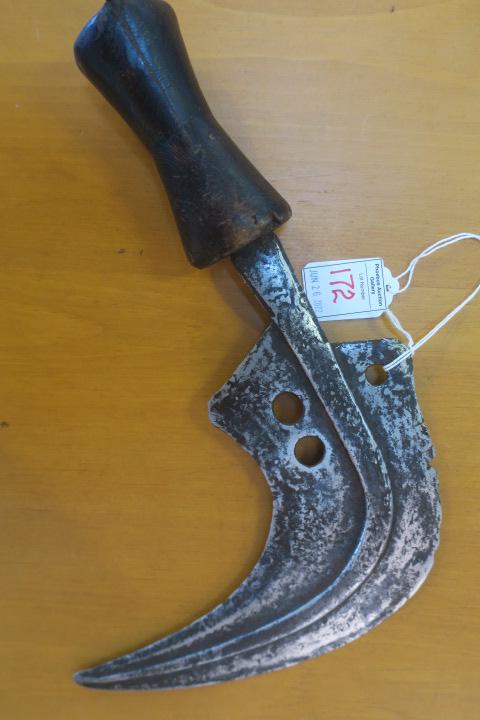 Antique Trumbash Throwing Knife:: Antique Trumbash Throwing Knife: Rare Find From Mangbetu Bushongo People of the Democratic Republic of the Congo. 14"L, 11 3/4" X 8". (200-300)