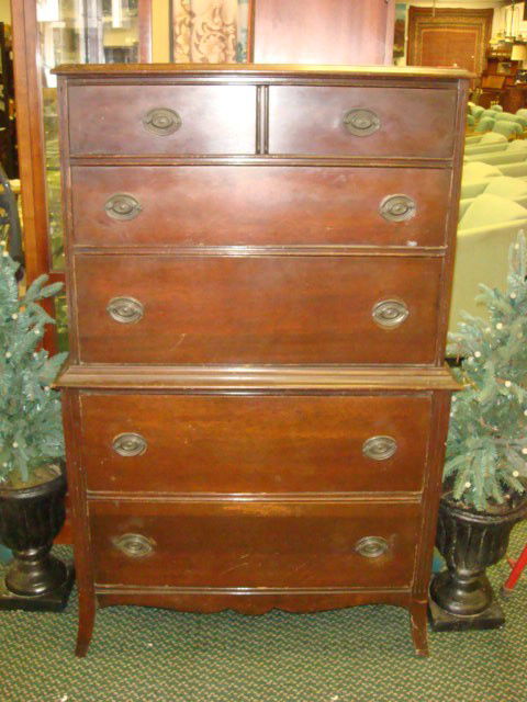 Mahogany Sheraton Influenced Chest on Chest.: Mahogany Sheraton Influenced Chest on Chest. Three over Two Full Size Drawers. Splay Legs. (100-200)