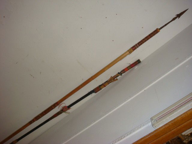 VIETNAMESE MONTANYARD Blowgun and Throwing Spear: VIETNAMESE MONTANYARD Blowgun and Throwing Spear: Spear Has Barbed Point for Light Game and Birds, Blowgun Has Metal Liner and 5 Darts. Souvenir of the Recent Unpleasantness in Southeast Asia. (100-25