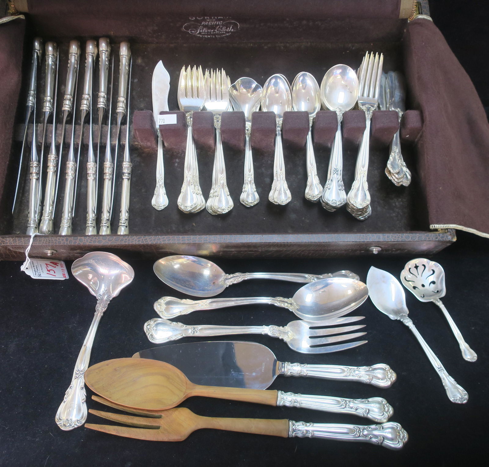 91 Pc. GORHAM "Chantilly" Sterling Flatware: (1 of 5)