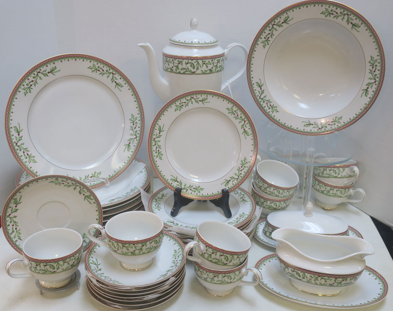 Mikasa holiday traditions cheap