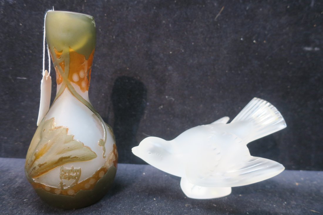 Frosted LALIQUE French Crystal Sparrow: (1 of 6)
