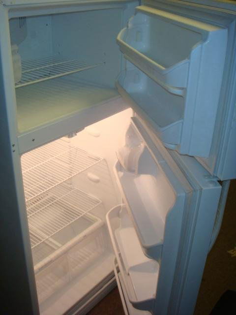 KENMORE Model 253 Refrigerator/Freezer - 2