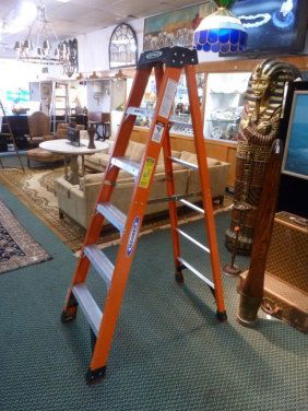 Queen Anne Style Upholstered Bench: