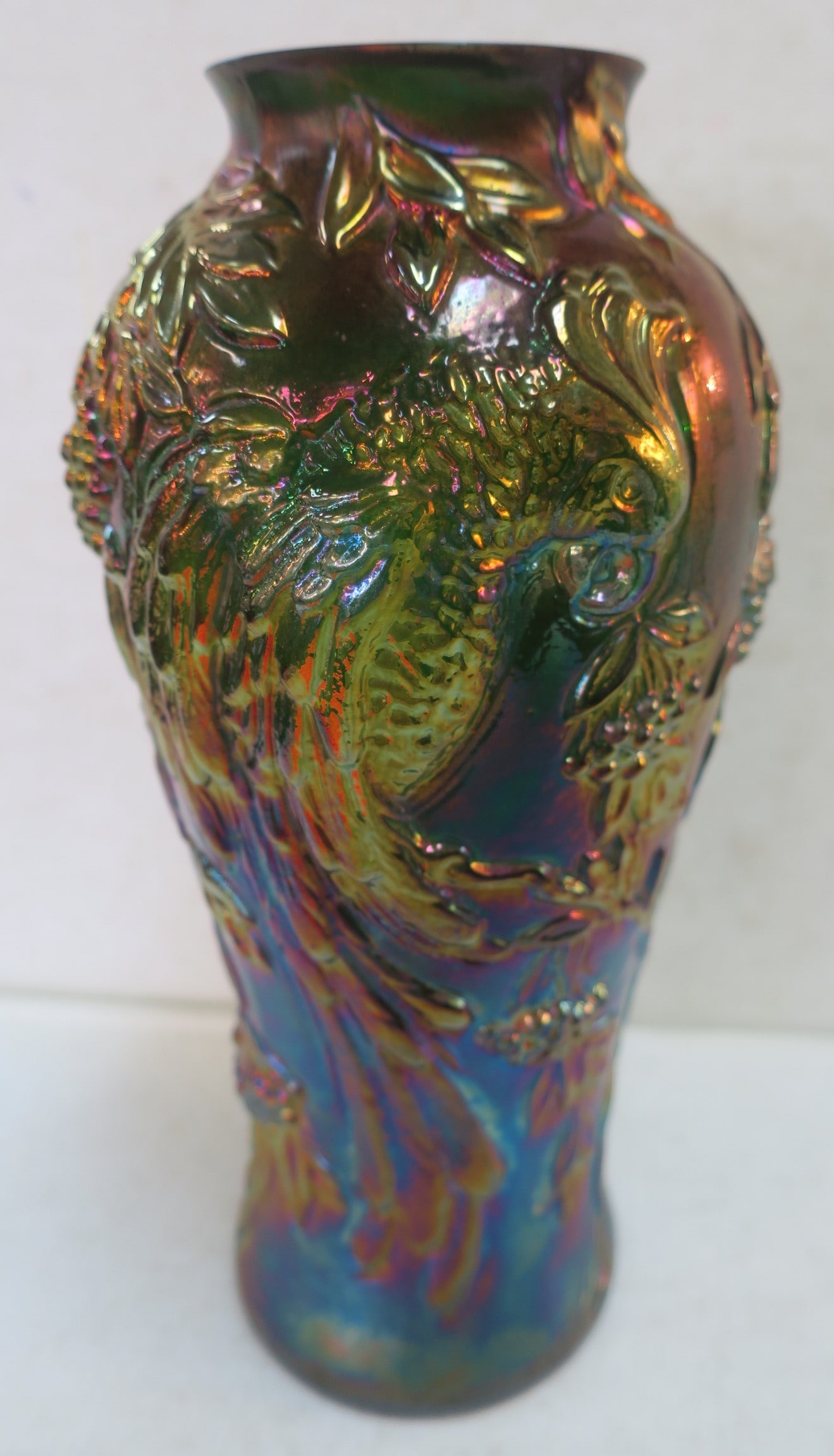 FENTON Art Glass Raised Parrot Vase: (1 of 5)