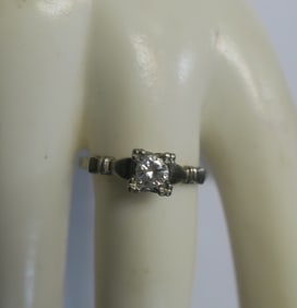 White Gold 14KT Solitaire Engagement Ring: