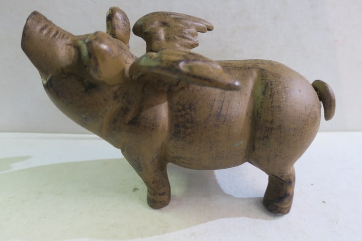 Vintage Cast Iron 'When Pigs Fly!' Doorstop: (1 of 4)