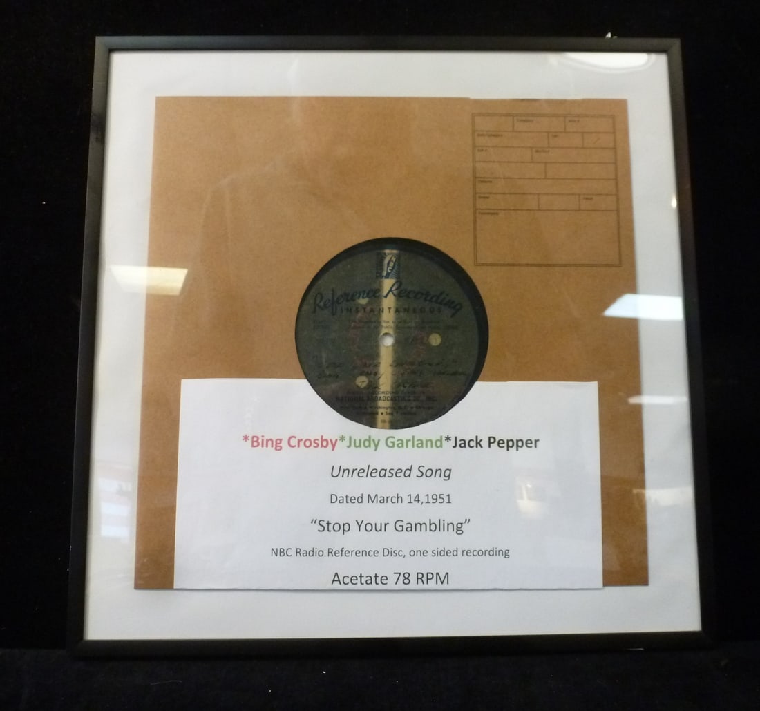 Unique JUDY GARLAND NBC Radio Reference 78 Record:: Unique JUDY GARLAND NBC Radio Reference 78 Record: 1-sided Recording of BING CROSBY, JUDY GARLAND & Jack PEPPER Recording "STOP YOUR GAMBLING". Very Rare one Sided Instanteous 78 RPM Record for her Au