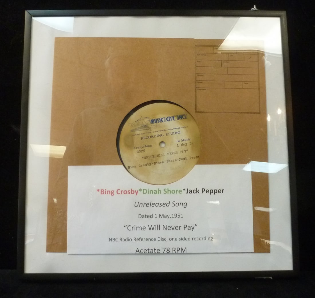 Unique DINAH SHORE NBC Radio Reference 78 Record:: Unique DINAH SHORE NBC Radio Reference 78 Record: One-sided Recording of BING CROSBY, DINAH SHORE and JACK PEPPER Recording "CRIME WILL NEVER PAY" on One Sided Instanteous 78 RPM Record for her Auditi