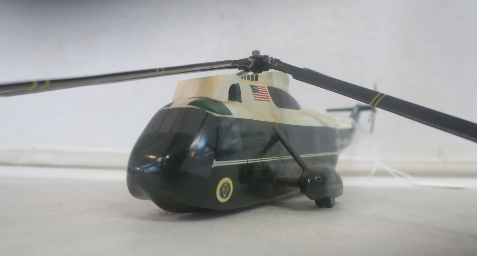 Builder's Model of MARINE ONE, HO Scale:: Builder's Model of MARINE ONE, HO Scale: The Presidential Helicopter, a Specially Adapted and Painted Sikorsky VH-3D Sea King from Marine Helicopter Squadron HMX-1 "Nighthawks". Builder's Models are P