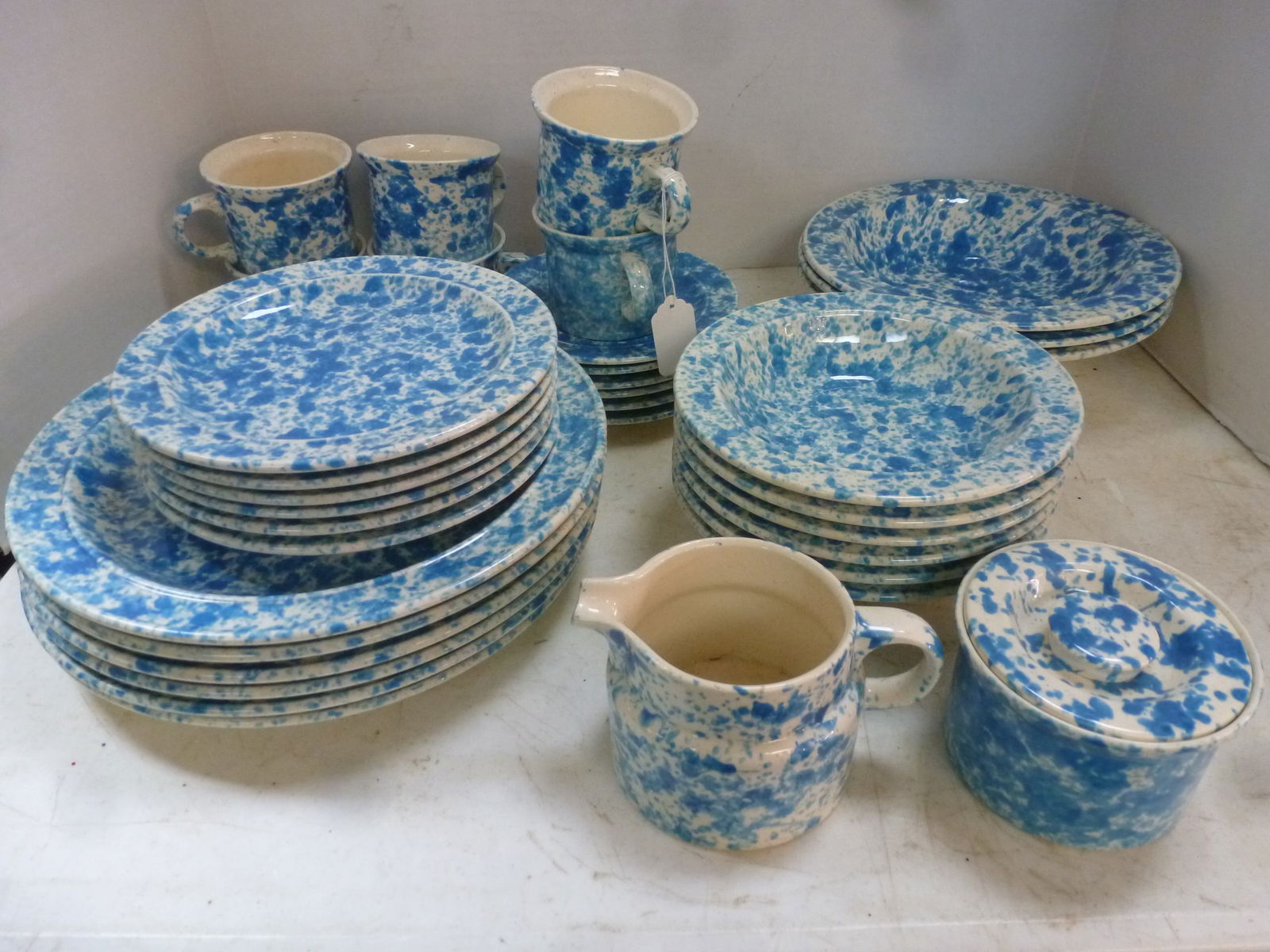 HOMER LAUGHLIN "Splatter Blue" Spongeware: (1 of 4)