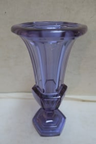 MOSER Glass Alexandrite Pedestal Vase: