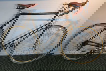 Vintage French 1975 MOTOBECANE Grand Touring Bicycle: