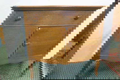 KINCAID FURNITURE CO Golden Oak Small Chest: