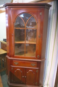 BASSETT Mahogany Corner Cabinet with Wavy Glass:
