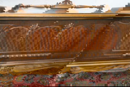 Ornate Vintage Mahogany LANE Cedar Chest: