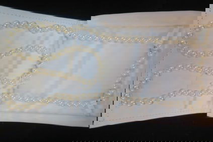 Handknotted Cultured Pearl Necklace: