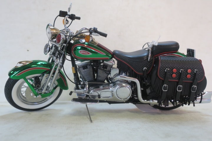 FRANKLIM MINT Chrismas Edition Harley Davidson: (1 of 4)