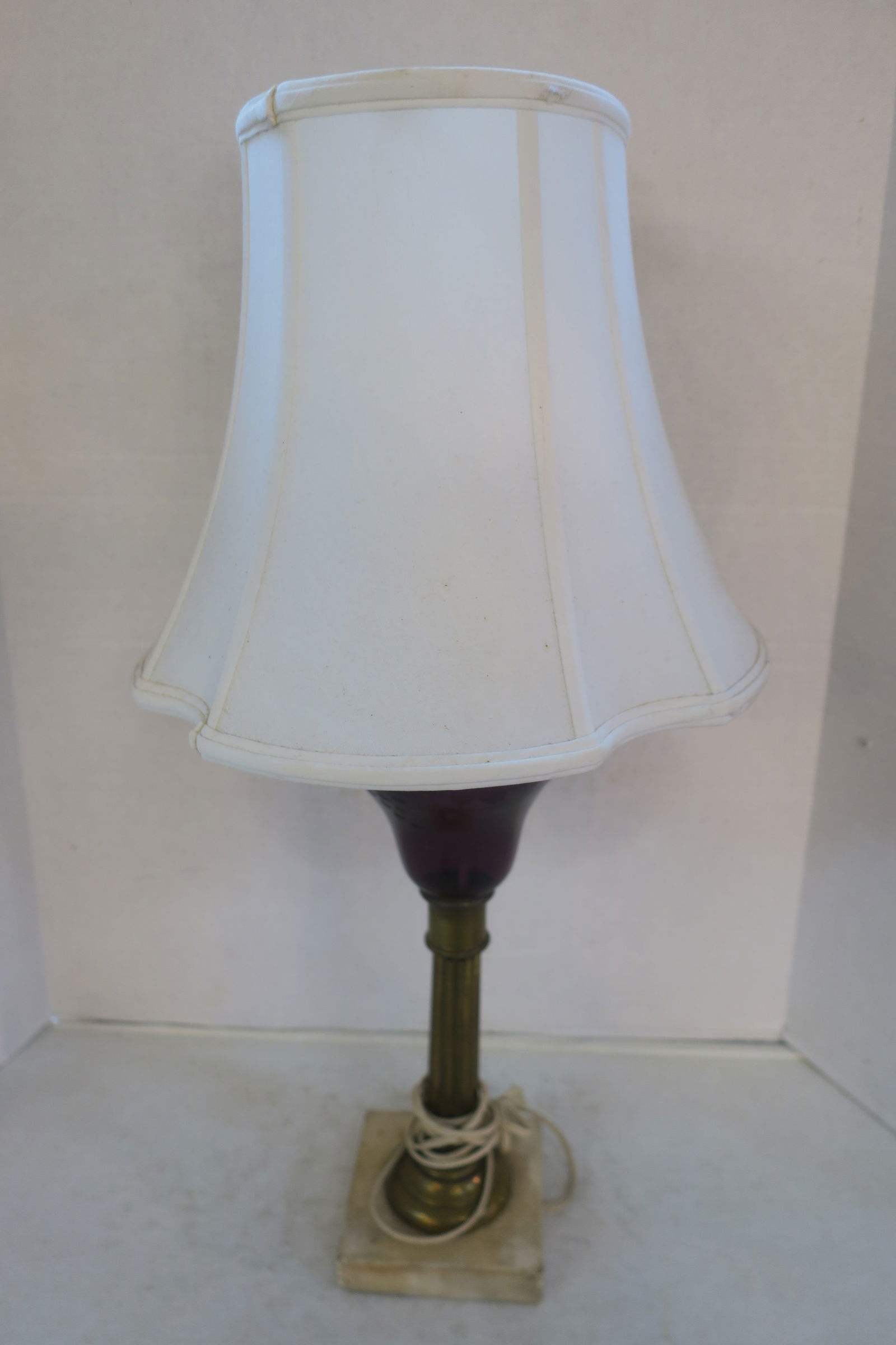 Vintage Table Lamp with Purple Glass Insert (1 of 3)