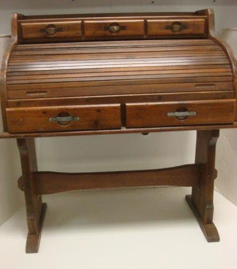 322 Young Hinkle Roll Top Desk Ca 1980 S Jan 01 2013