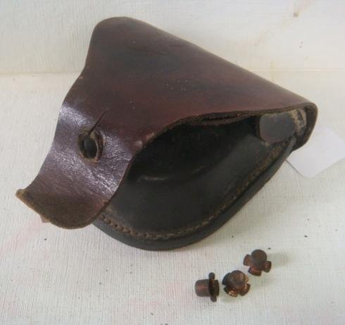 Civil War Era Leather Cap Box: Civil War Era Leather Cap Box: Double Leather Top Covers and Wool Lined. Very Good Condition Estate of John Ennis. 23rd Virginia. (200-400)