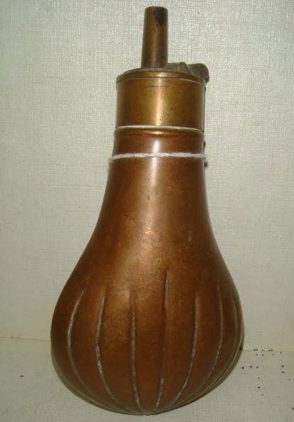 Civil War Era Brass Powder Horn, 6" Long.: Civil War Era Brass Powder Horn, 6" Long. Pouch Style Made from Brass with Mechanical Measurer Very Good Condition. (-)