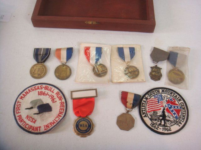Civil War Centennial Re-Enactment Medals & Patches: Civil War Centennial Re-Enactment Medals & Patches: 1st Manassas: 1961, Antietam: 1862, Lost Order Parade; 1962, Kennesaw Mountain, Orangeburg SC, 2nd Cold Harbor 1966, Patches for 1st Manassas & Anti