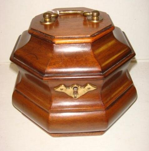 Henkel Harris Virginia Galleries Tea Caddy:: Henkel Harris Virginia Galleries Tea Caddy: Colonial Williamsburg Octagonal Caddy with Key, Brass Handle, Lock and Escutcheon. 5"T, 6"D. (100-200)