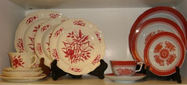 Twelve Pieces of WEDGWOOD and SPODE China:: Twelve Pieces of WEDGWOOD and SPODE China: 7 Pieces of Wedgwood Williamsburg Iris and 5 Pieces of Spode Fitzhugh From a 1770 Design. (100-200)