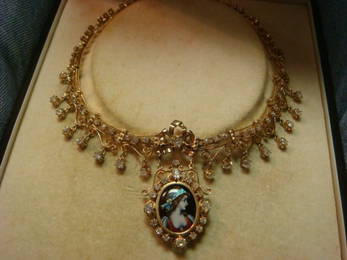 Ladies Vintage Diamond and Porcelain Cameo Collar: