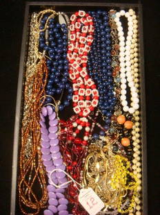 Ladies Costume Jewelry Necklaces:: Ladies Costume Jewelry Necklaces: Seed Beads, Chains in Gold and Silver Tones, Polished Stones. Fashion Necklaces in Variety of Colors, Styles and Lengths. Includes Sarah Coventry, Monet and Panama