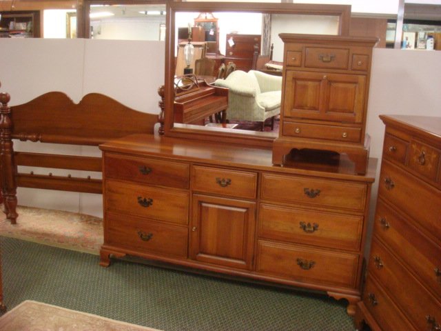 Davis Cabinet Company Bedroom - littlemissbelledesigns