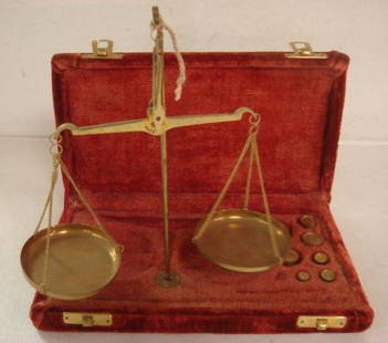 Pocket Gold Scales & Weights in Case:: Pocket Gold Scales & Weights in Case: Used to Weigh Bullion and Coins. Seven Brass Scale Weights from 2 to 20 Grams. Includes Fulcrum, Beam and 2 Pans, All in Fitted Velvet Lined Box. Impressed Mark