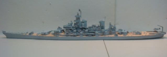 Papercraft Model of USS MISSOURI BB 63, 1/250 Scale:: Papercraft Model of USS MISSOURI BB 63, 1/250 Scale: Scene of the Surrender of Japan in 1945. Detailed Model of Ship Bristling with 40 & 20 MM Guns, 16" Gun Turrets Rotate. By Master Modeler Master Ch