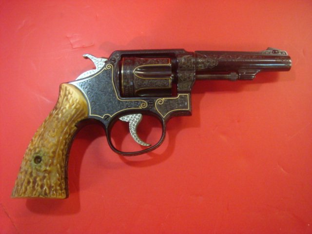 SMITH & WESSON, Engraved by KURT JAEGER, Model 10:: SMITH & WESSON, Engraved by KURT JAEGER, Model 10: JAEGER Engraved Guns for American Soldiers Stationed Mainz from 1950 thru 1970's. Excellent Craftsmanship With Black Forest Scrollwork, and Deer Antl
