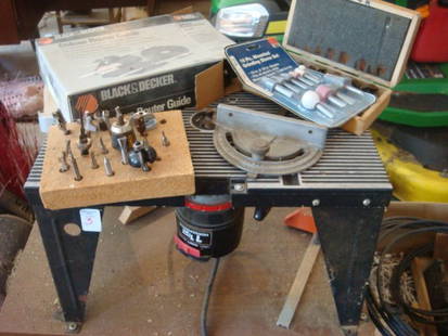 CRAFTSMAN 1 1/2 HP Router with Small Mounting Table:: CRAFTSMAN 1 1/2 HP Router with Small Mounting Table: Extra Cutters and Blades. (100-250)
