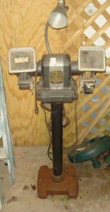 CRAFTSMAN 1/2 HP Double Bench Grinder with Stand:: CRAFTSMAN 1/2 HP Double Bench Grinder with Stand: 60 (150-)