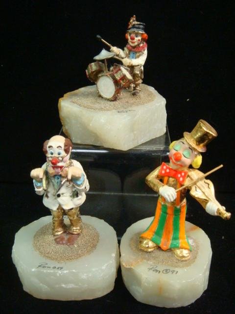 RON LEE Musicians and Doctor Clown Figurines:: RON LEE Musicians and Doctor Clown Figurines: Soft Metal Hand Painted with Gold Beads Under Feet. "Darby with Violin" 361/1250, Dated '91. Gold Plated, 5 3/4"T. Drummer Dated '94 is 4"T. "The Doctor" 