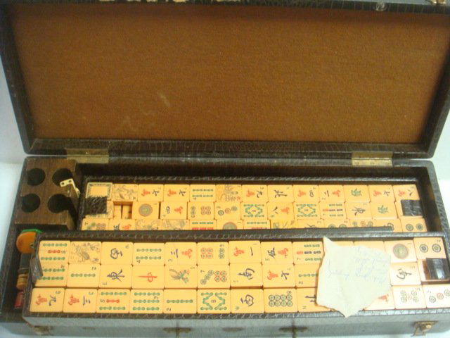 Vintage BAKELITE Mah-Jongg Set In Case:: Vintage BAKELITE Mah-Jongg Set In Case: 153 Butterscotch & Red Colored Bakelite Pieces(Some w/Cracks), Wooden Racks with Counter Holder. 2 Dice, Bakelite Counters & Wheel. Ca. 1960-1961. Faux Alligato